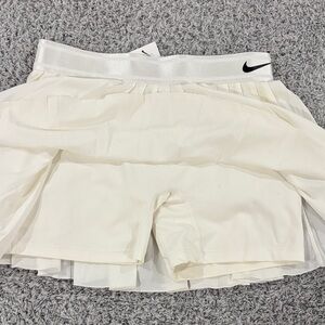 Nike Women's White Skort with Inner Shorts